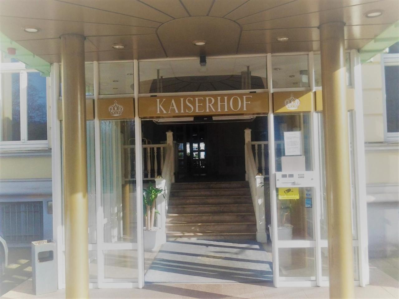 Hotel Kaiserhof Deluxe Lubeck Exterior photo